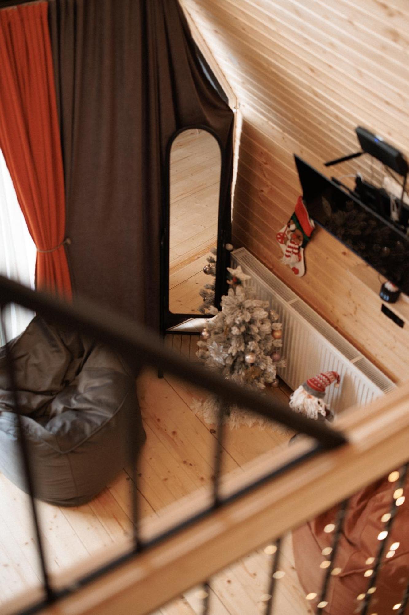 Smart Via Kazbegi Villa Bagian luar foto